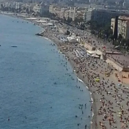 Apartment Climatise Dans Bourgeoise *